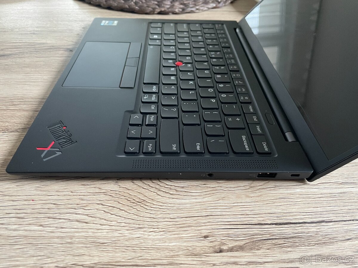 Lenovo TPad X1 Carbon 9th - luxusní LCD 3840x2400, 16GB RAM - 7