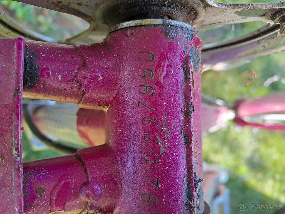 Retro silniční kolo Favorit - 7