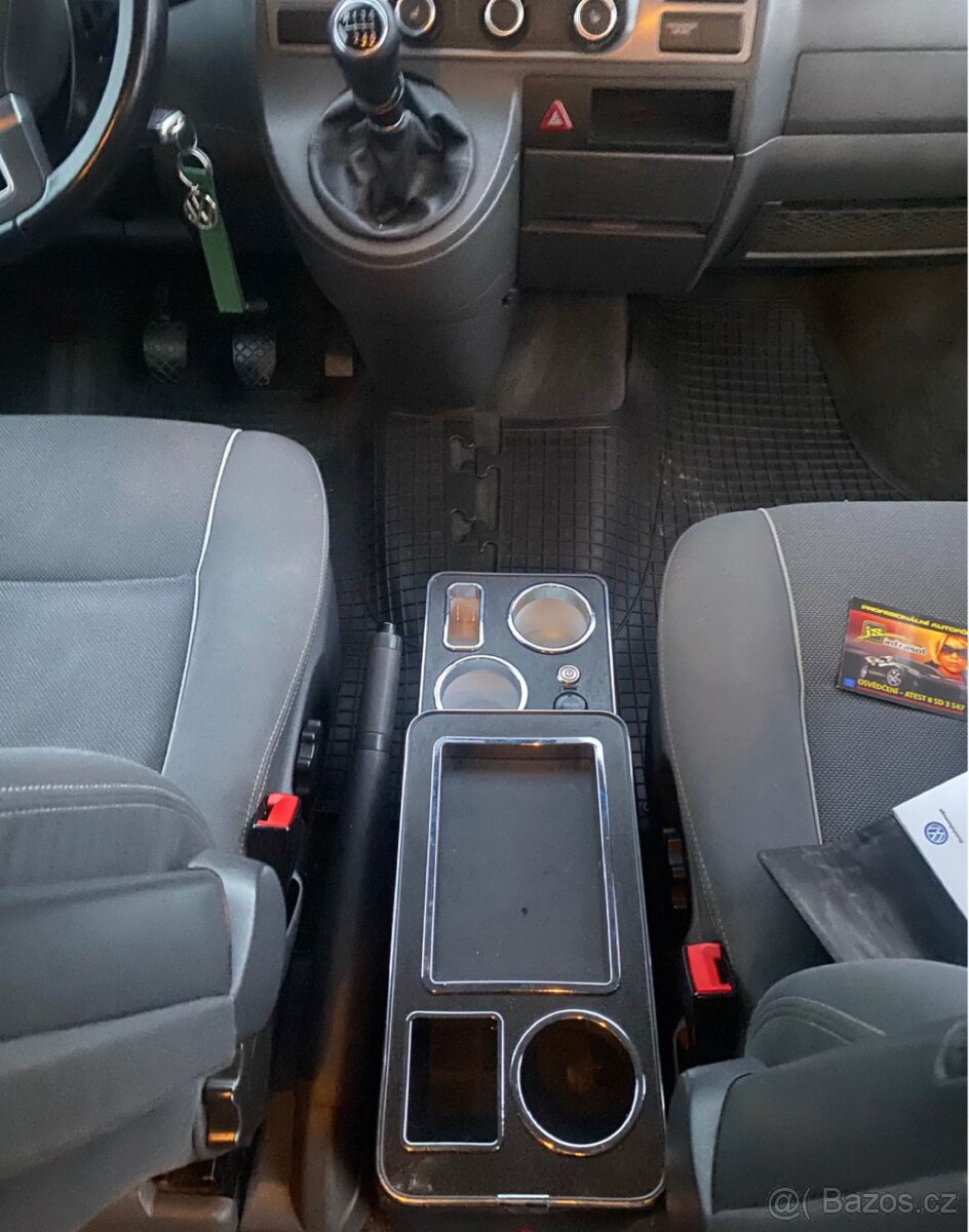 VW Multivan 2.0 TDI 103 kw - 7