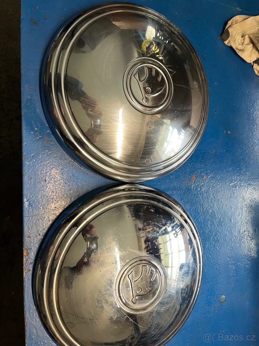 Prodám díly z Škoda 1000 MB - 7