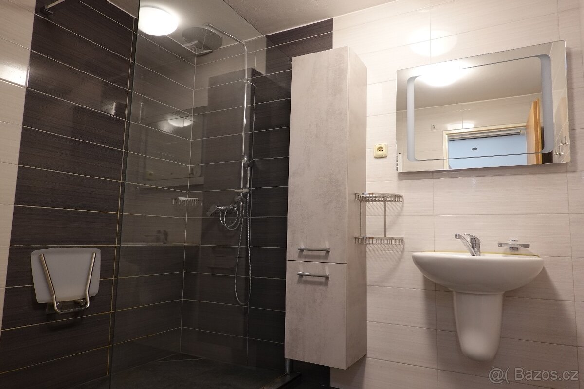 Rodinný dům Nebovidy - 7