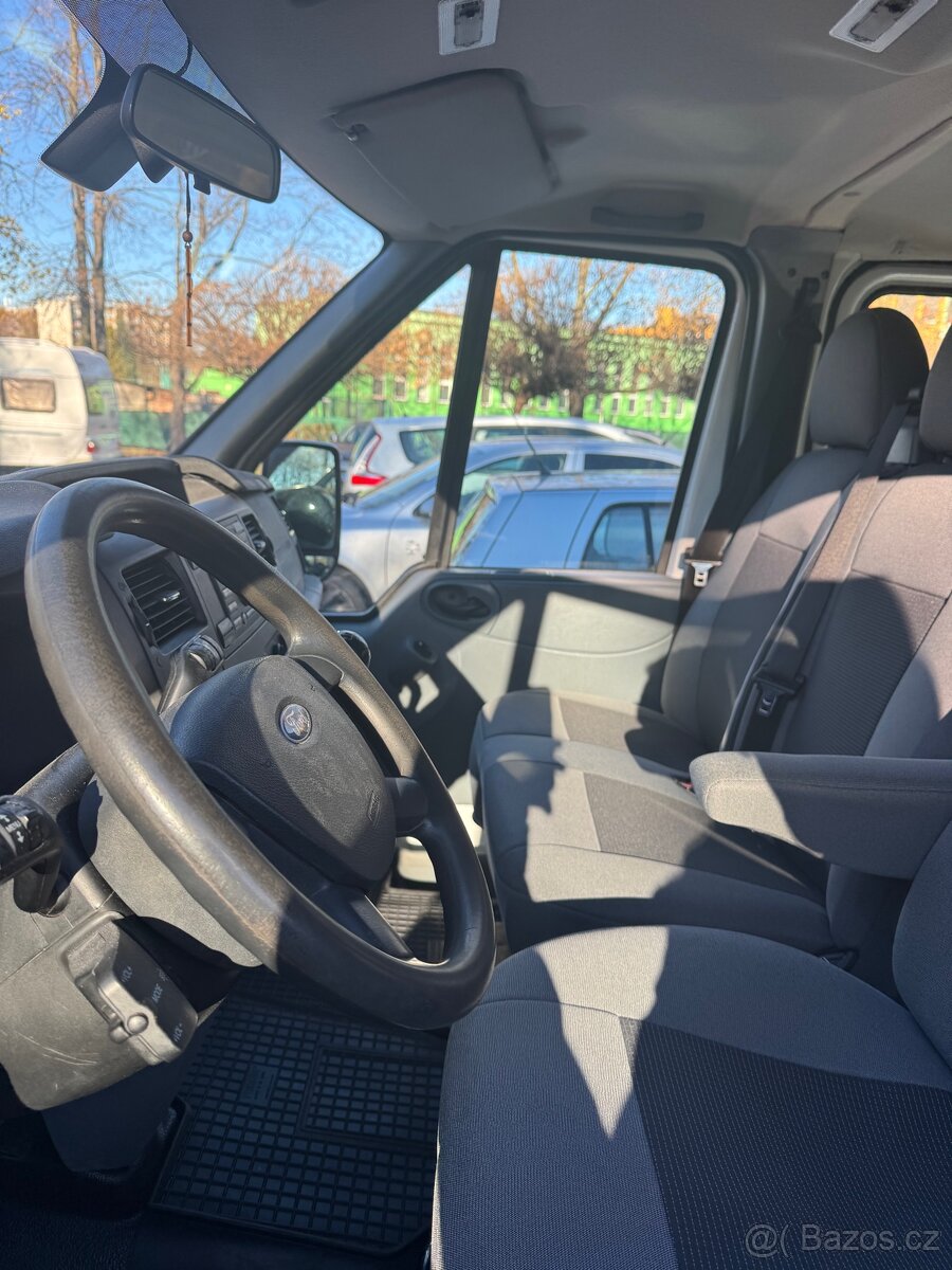 Prodám FORD TRANZIT/TOURNEO 2.2 74 KW MAXI najeto 110 tis. - 7