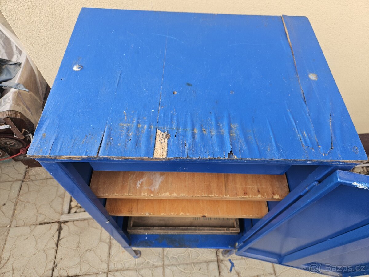 Plechová skříň do dílny - 7