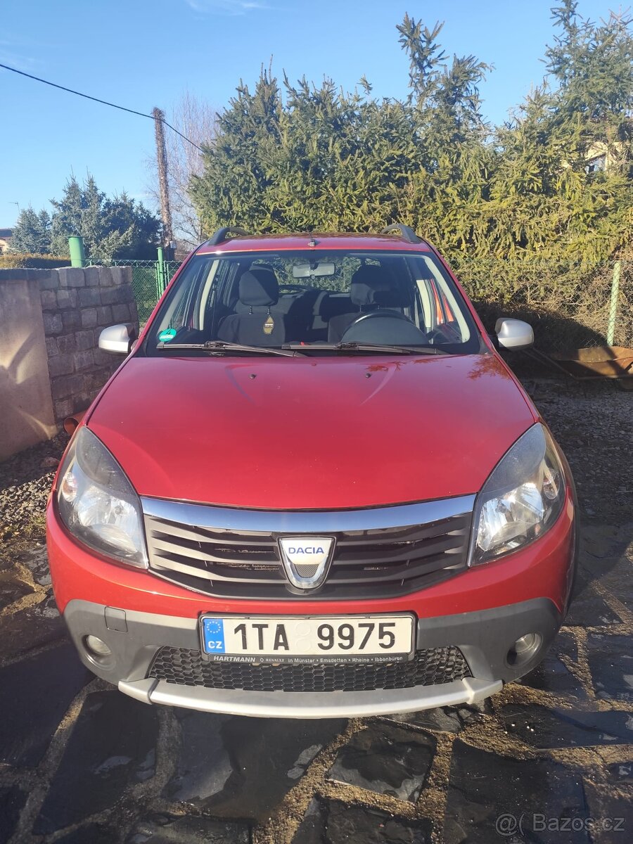 DACIA SANDERO STEPWAY 1,6 kw - 7