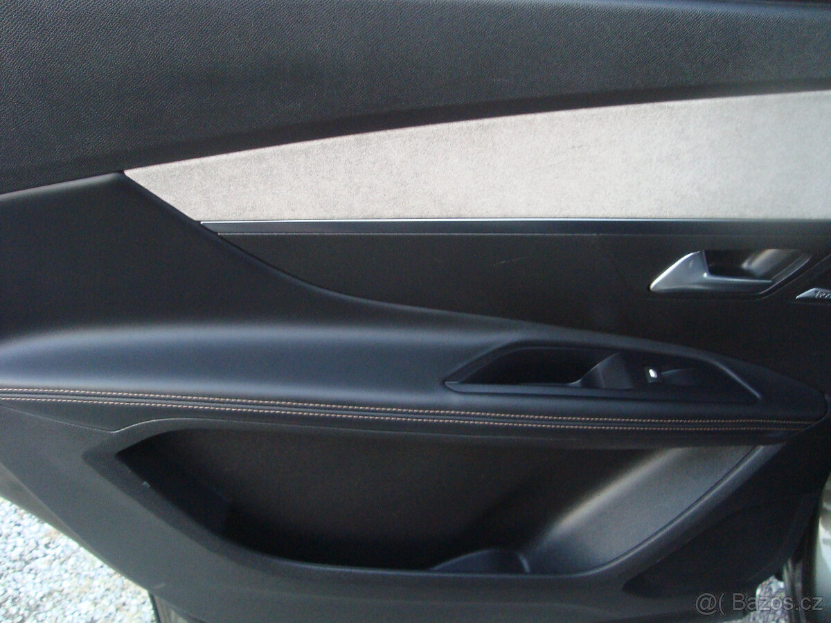 Peugeot 5008 2,0HDI automat - 7