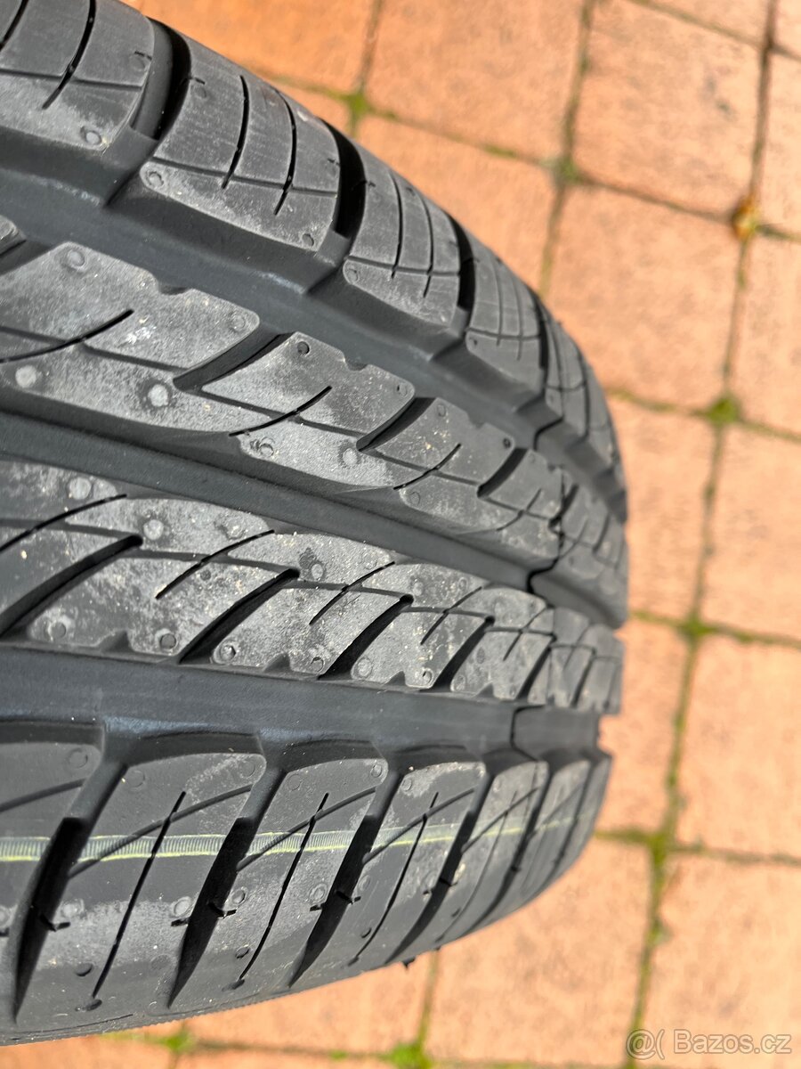 rezervní kolo Oktavie 1-nové 195/65 R15 - 7