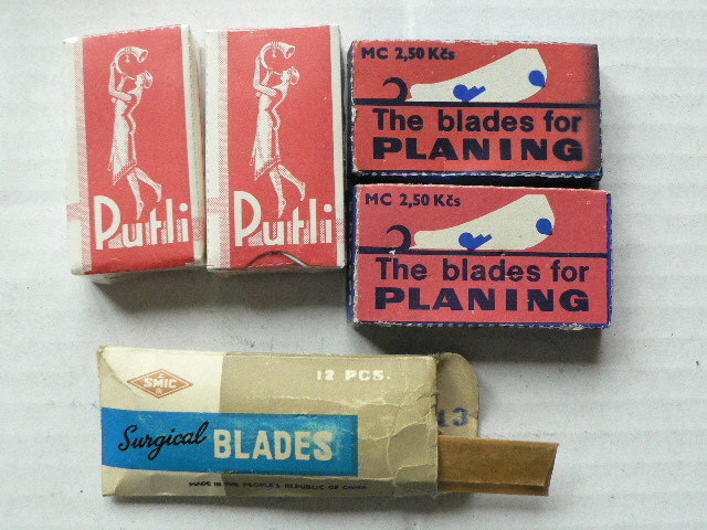 Medaile, mince, odznaky, žiletky a jiné - 7