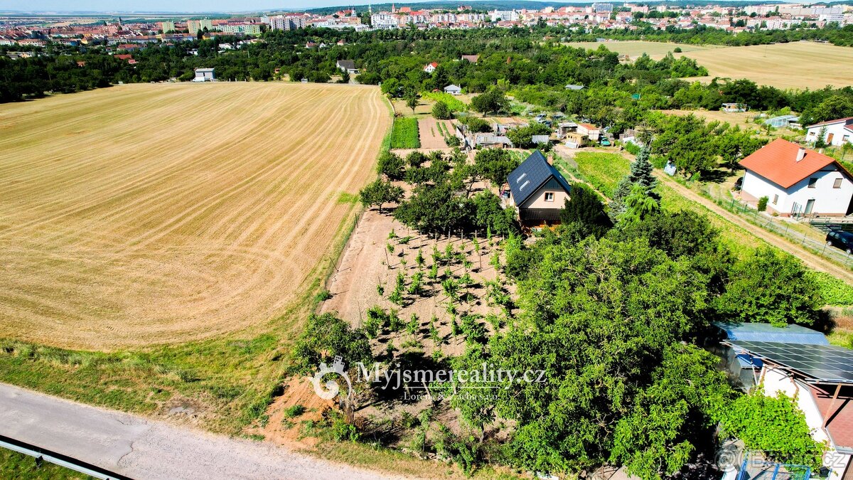 Na prodej pozemek - zahrada 1 132 m² s krásným výhledem + mo - 7