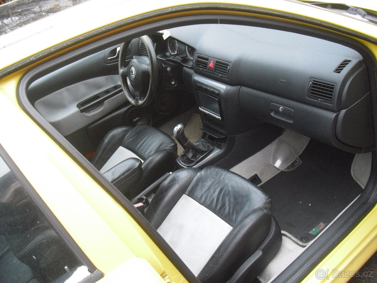 Skoda Octavia RS1 - 7