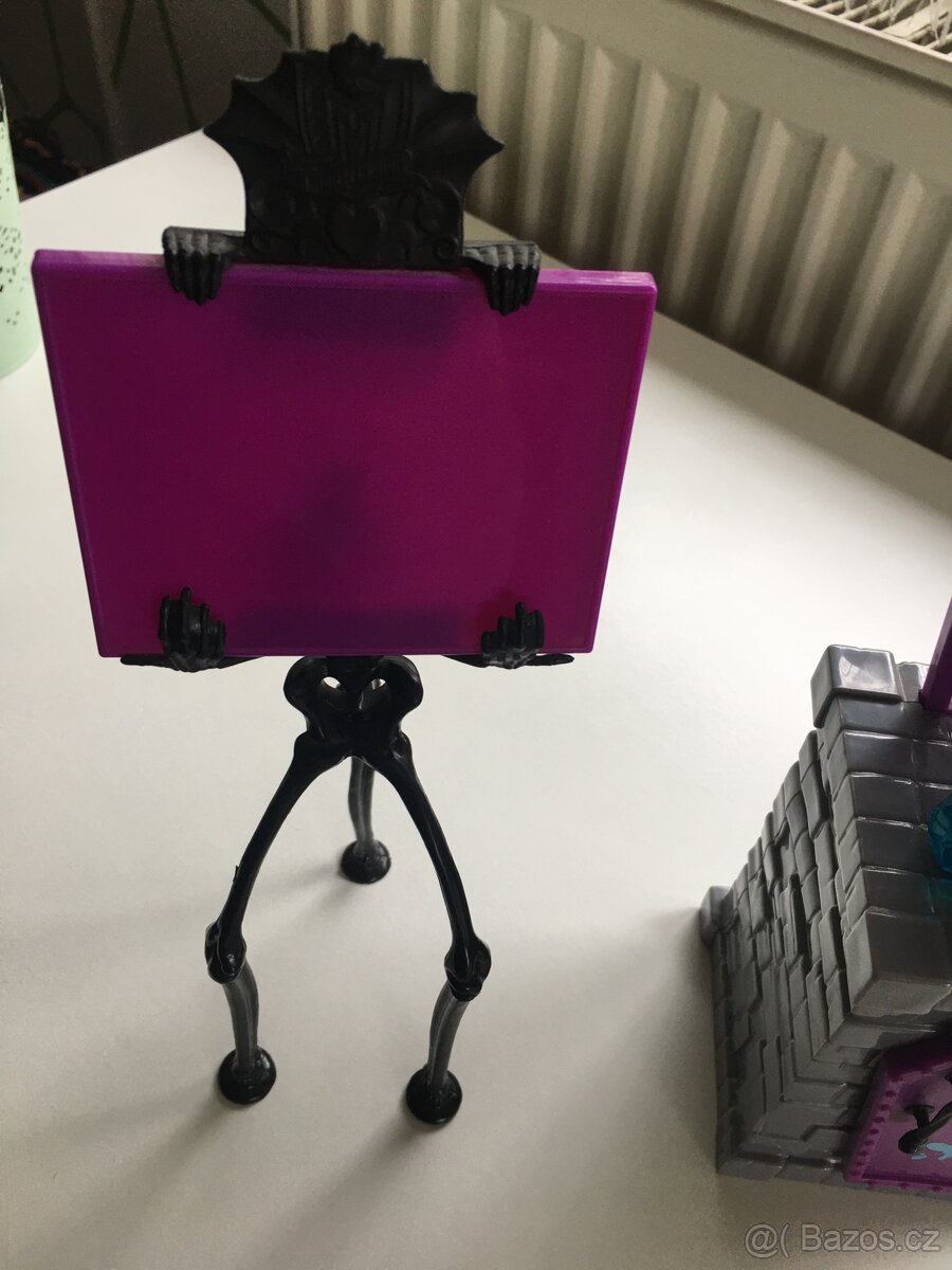 Dětský nábytek Monster High -Ateliér - 7