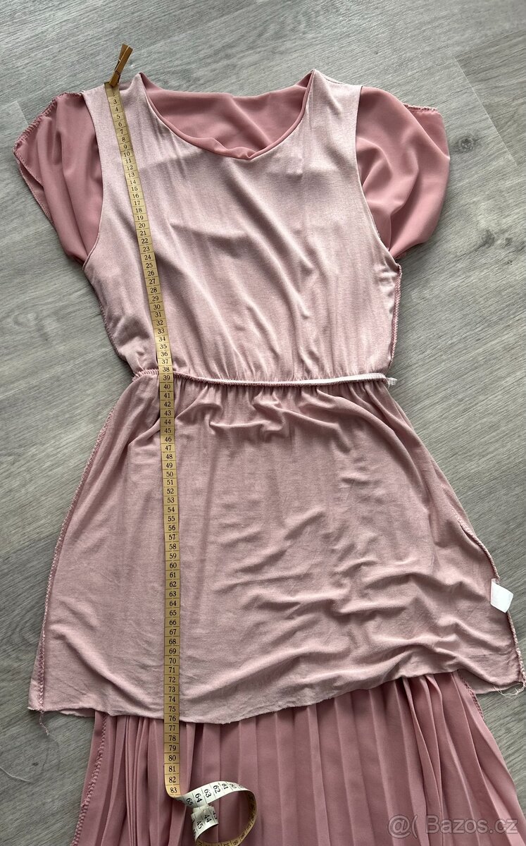 Prodám růžové midi šaty UNI velikost - 7