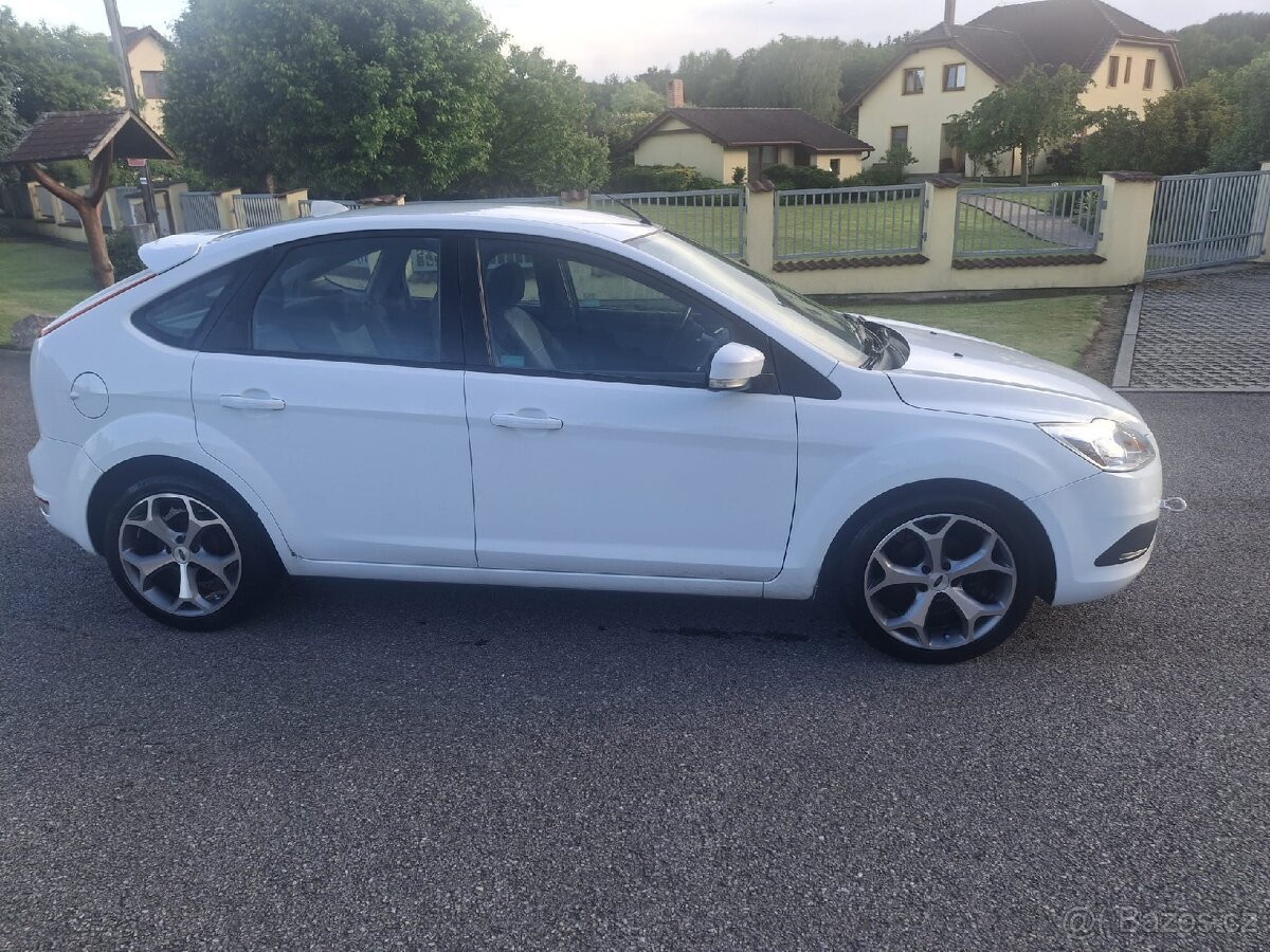 Ford Focus II - 7