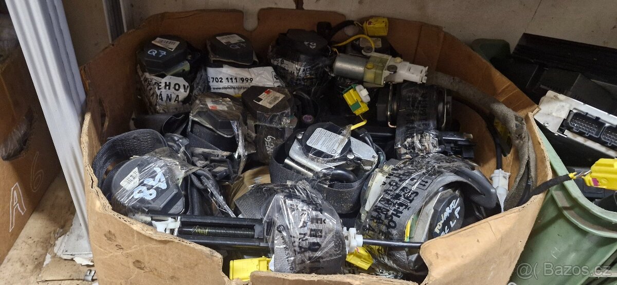 Levy pravy predni pas Audi A8 4E D3 Q7 4L - 7