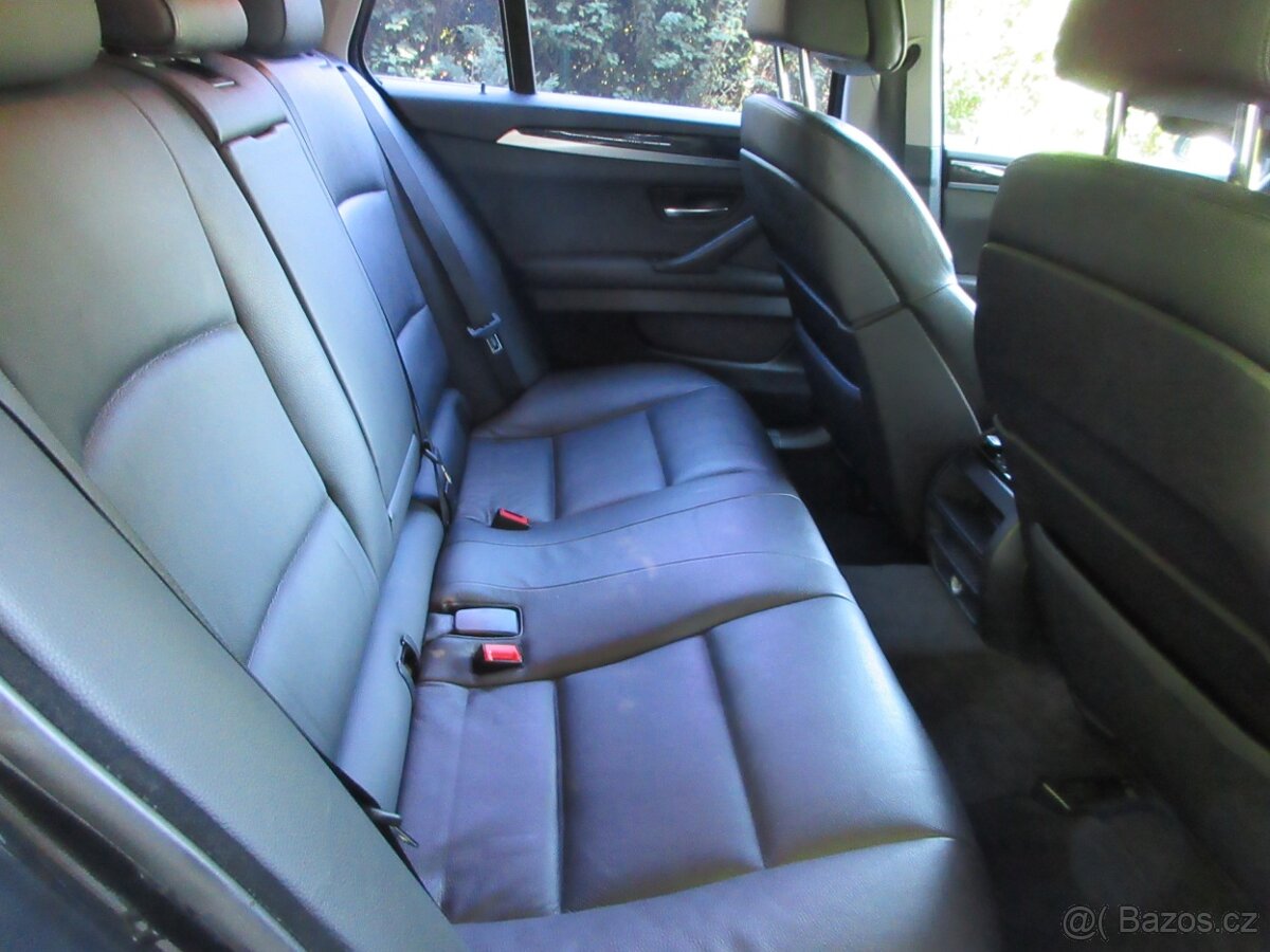 BMW 535d xDrive, Panorama, Navi, Kůže - 7