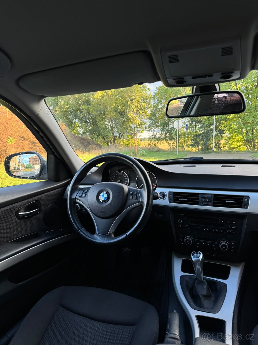 Bmw E91 318d Top stav - 7
