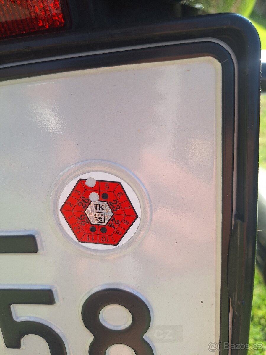 Prodám Kawasaki ER-5, najeto 45371km - 7