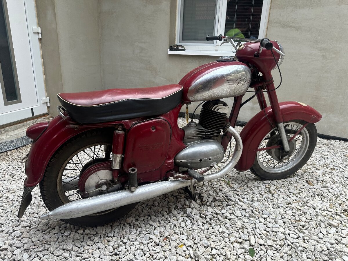Jawa 250 kývačka - 7