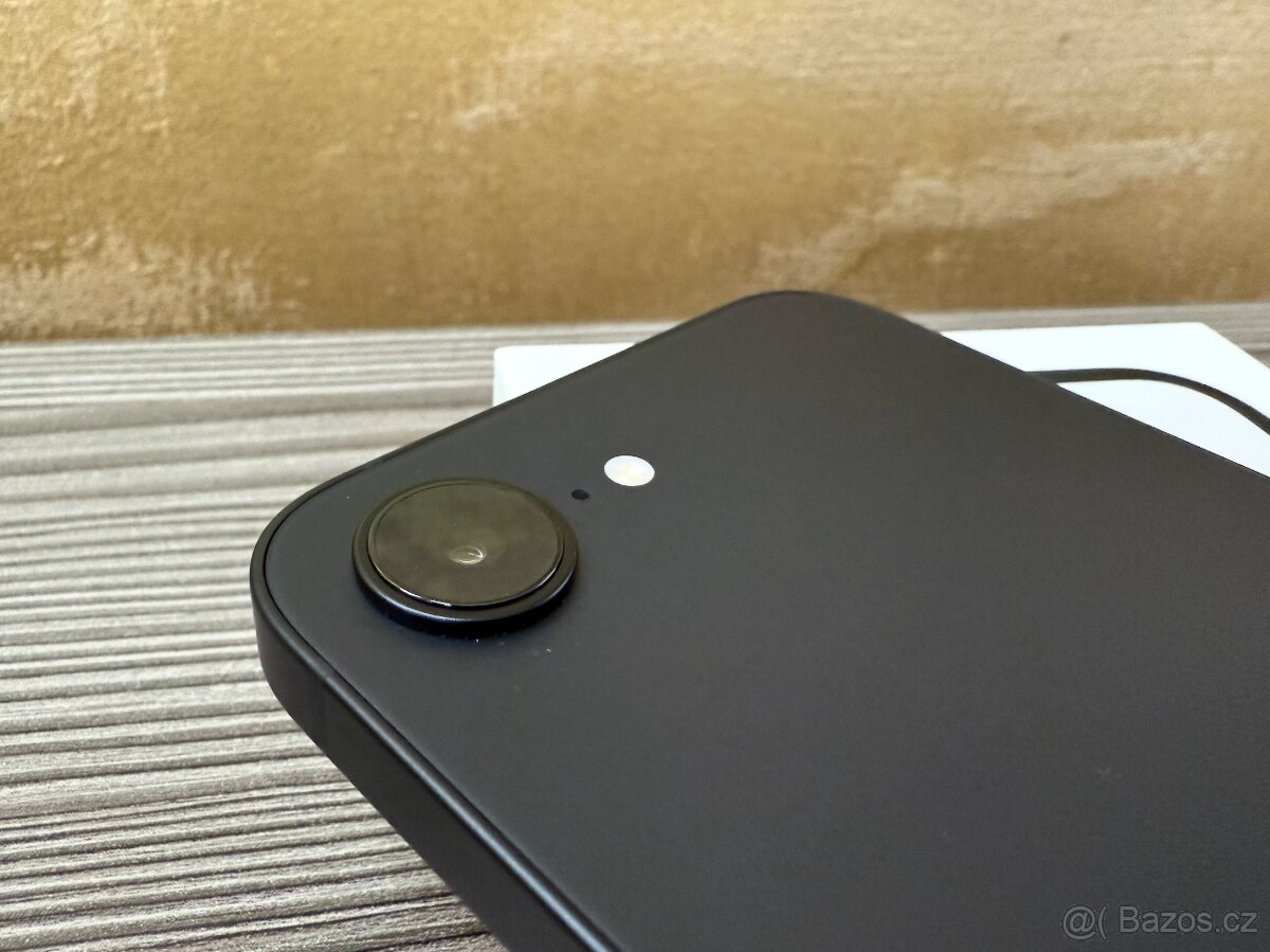 Apple iPhone 16e 128GB, zánovní, komplet, záruka - 7