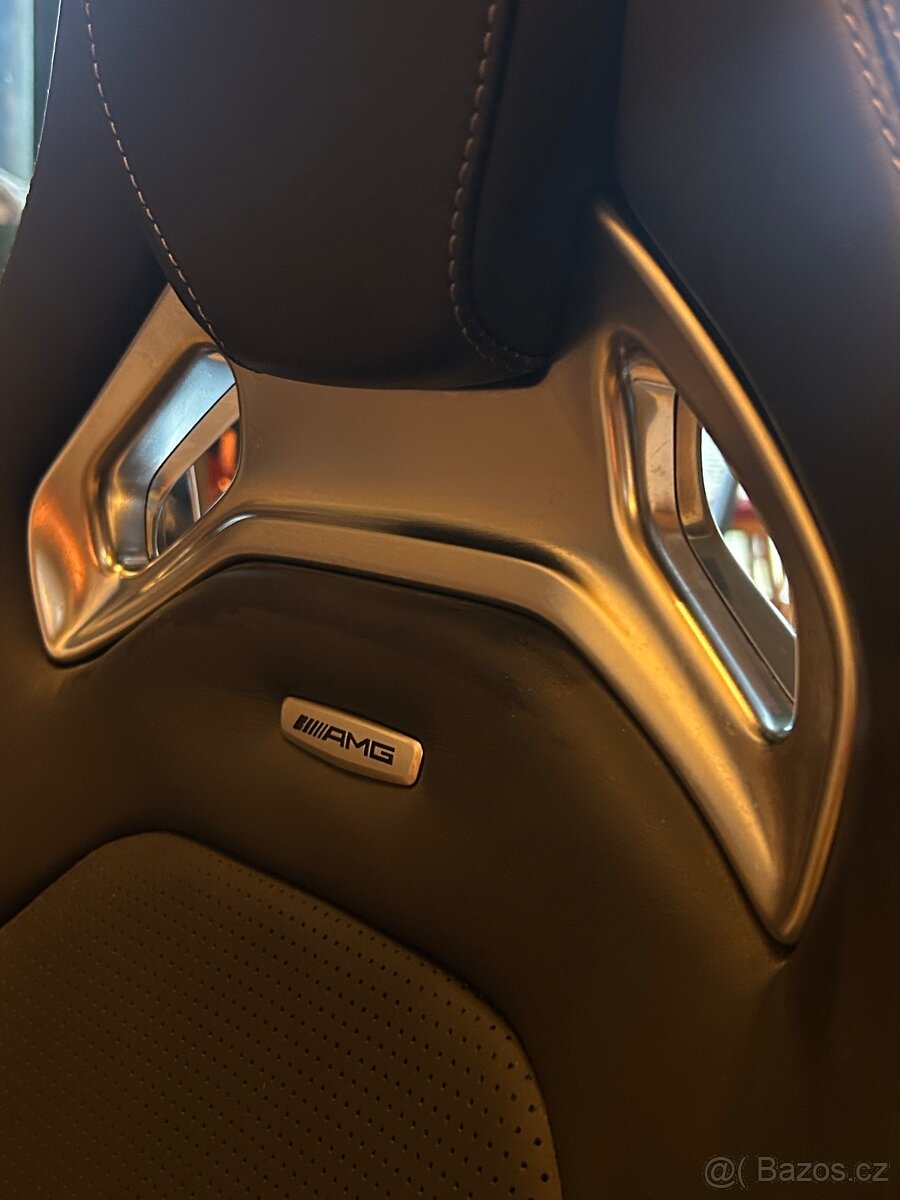 Sedačka Mercedes Benz C63 AMG - 7