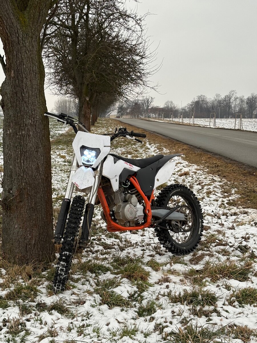 Minirocket 250 pit rock - 7