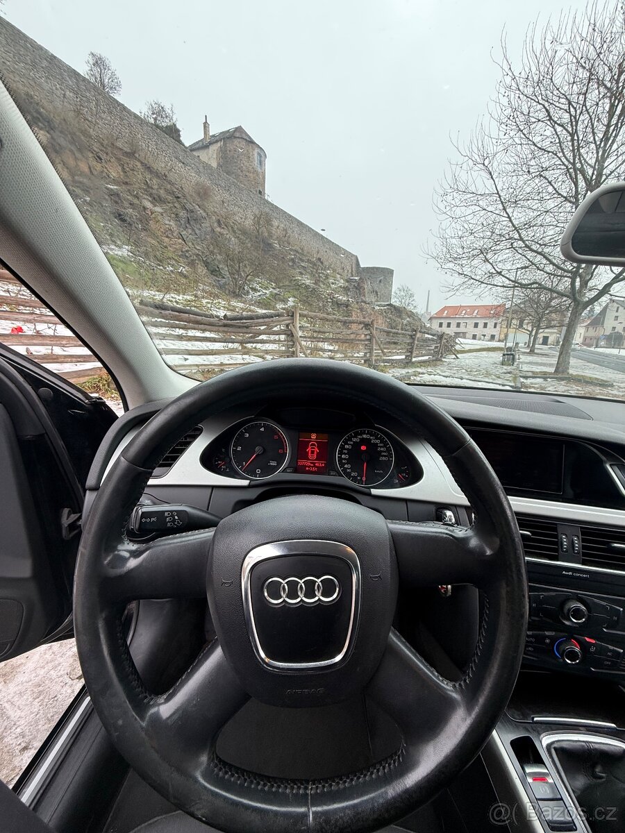 Audi A4 B8 2.0 TDi 125kw quattro - 7
