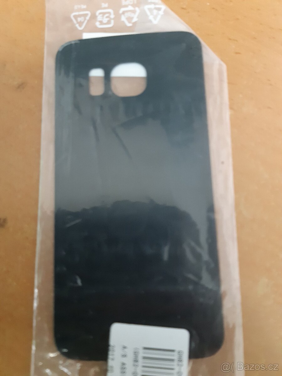 Zadní kryty baterií nepoškozené - použité - viz foto - mix - 7