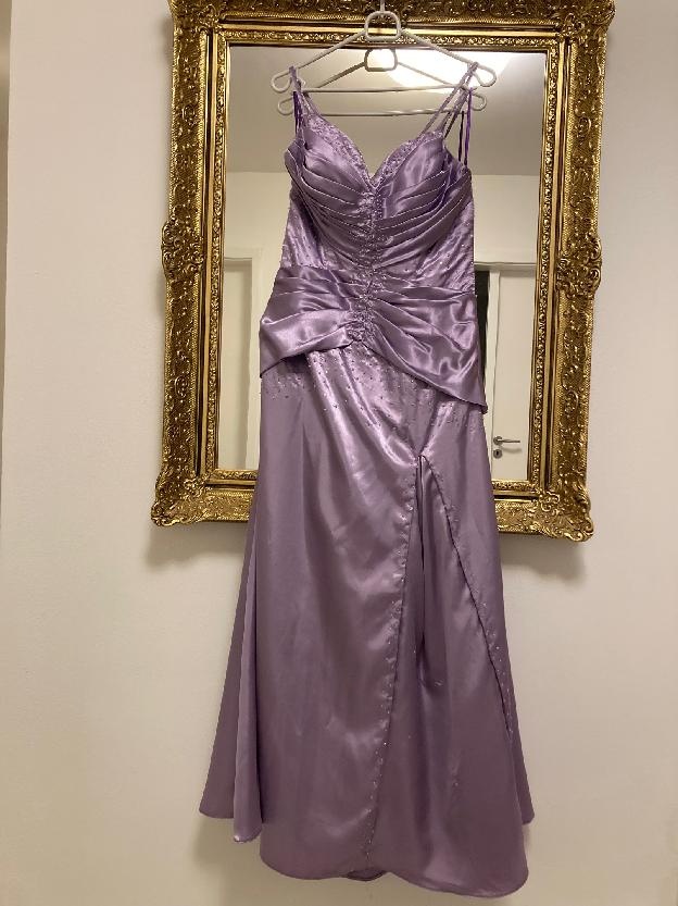 Plesové saténové vyšívané šaty - na větší prsa - Vel. S/M - 7