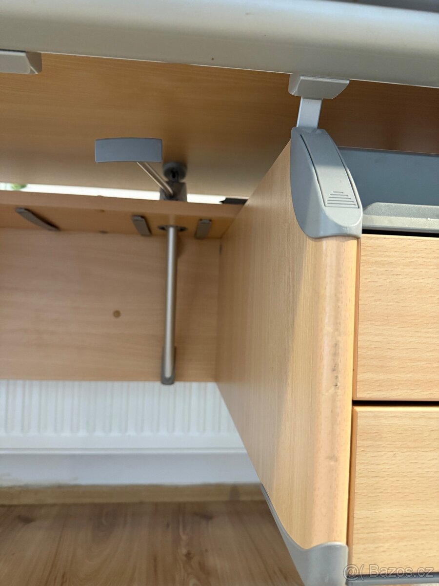 Rostoucí psací stůl - 7