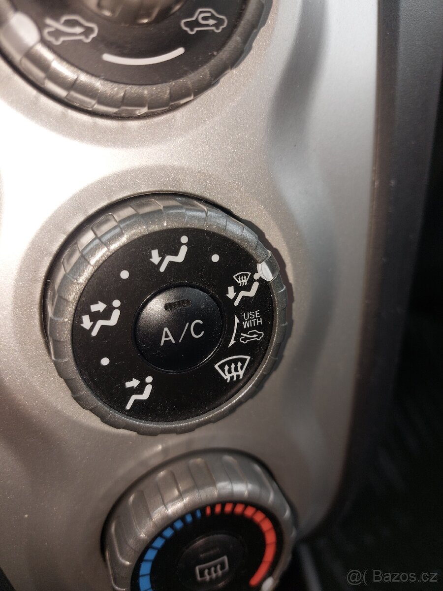 Toyota yaris Top - 7