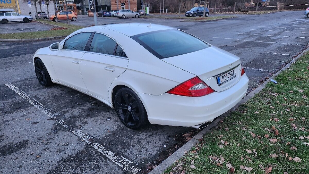 MB-Mercedes E 212 - 7