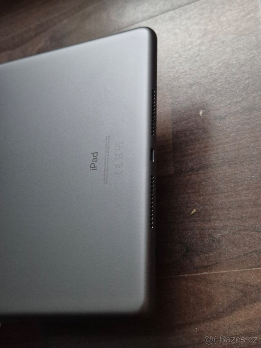Apple iPad 8. generace 32gb TOP stav - 7