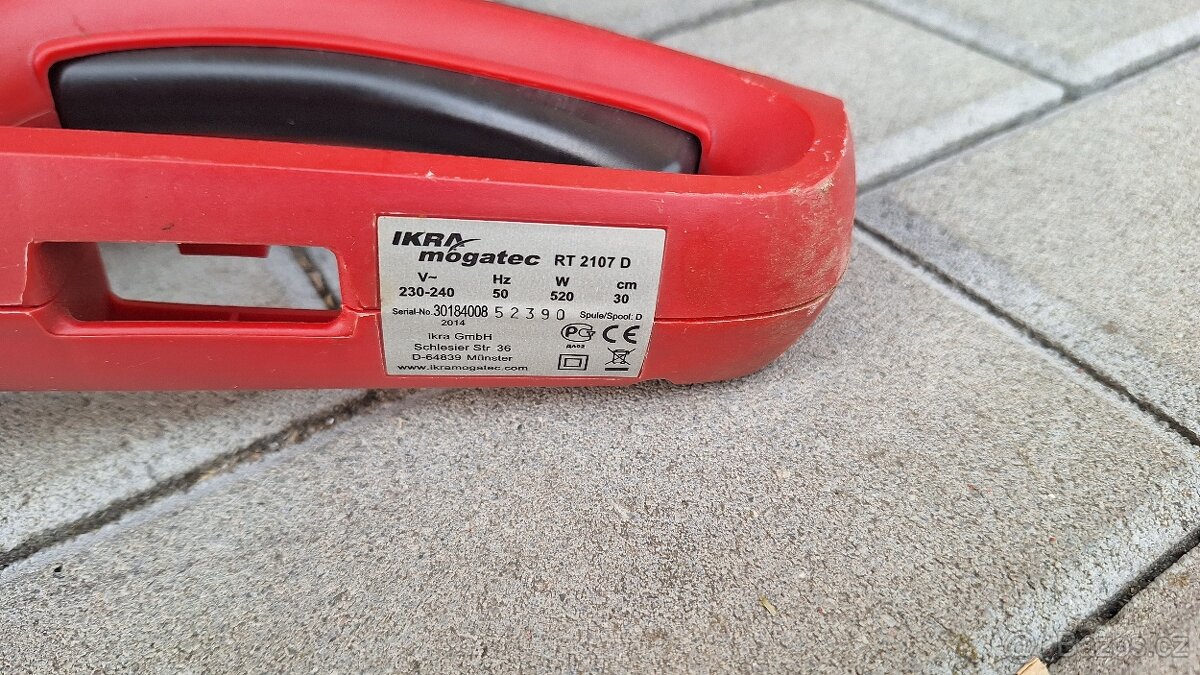 Prodám nůžky na živý plot se strunovou sekačkou - 7