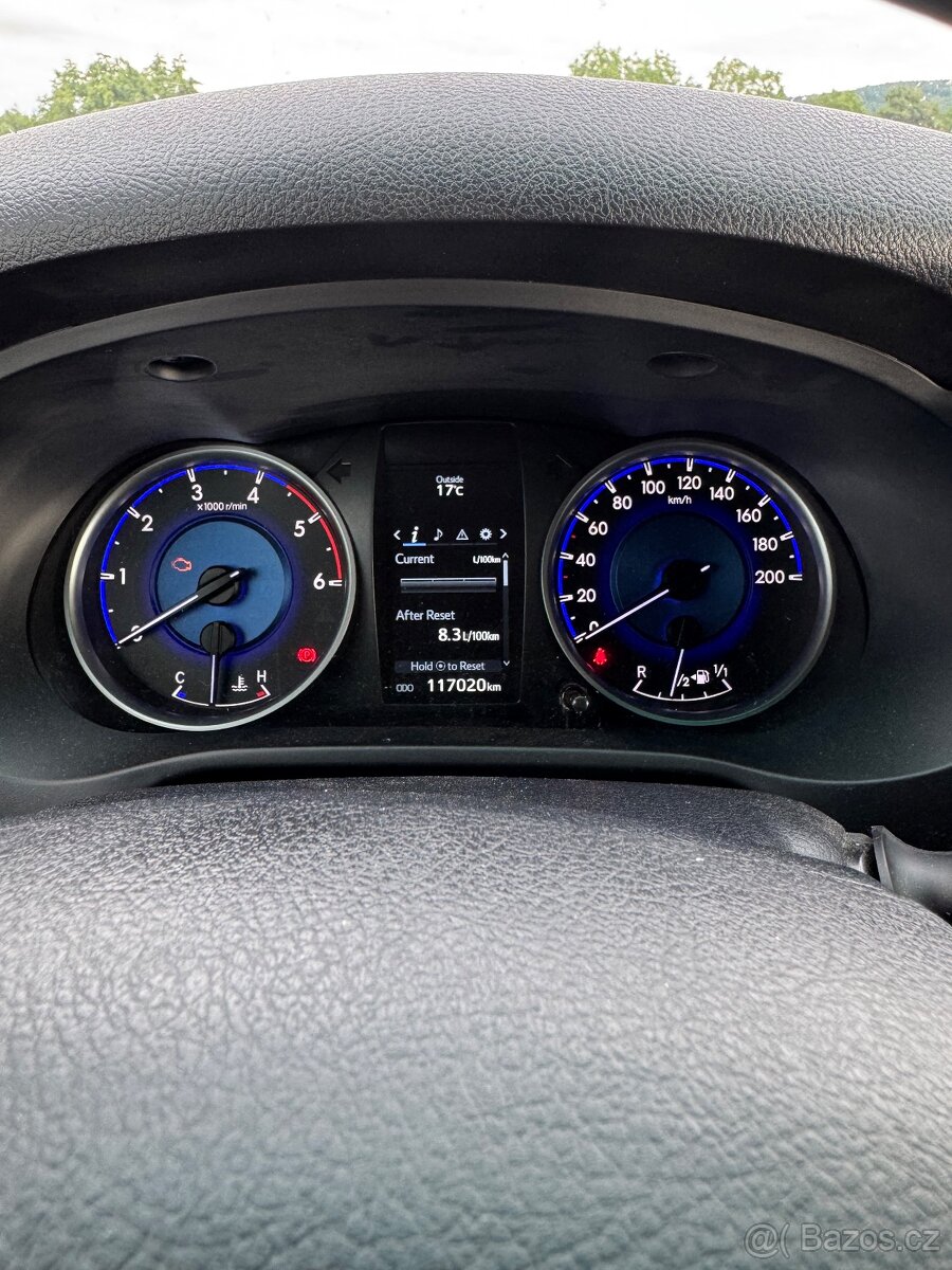 Toyota Hilux 2.4 110kw - 7