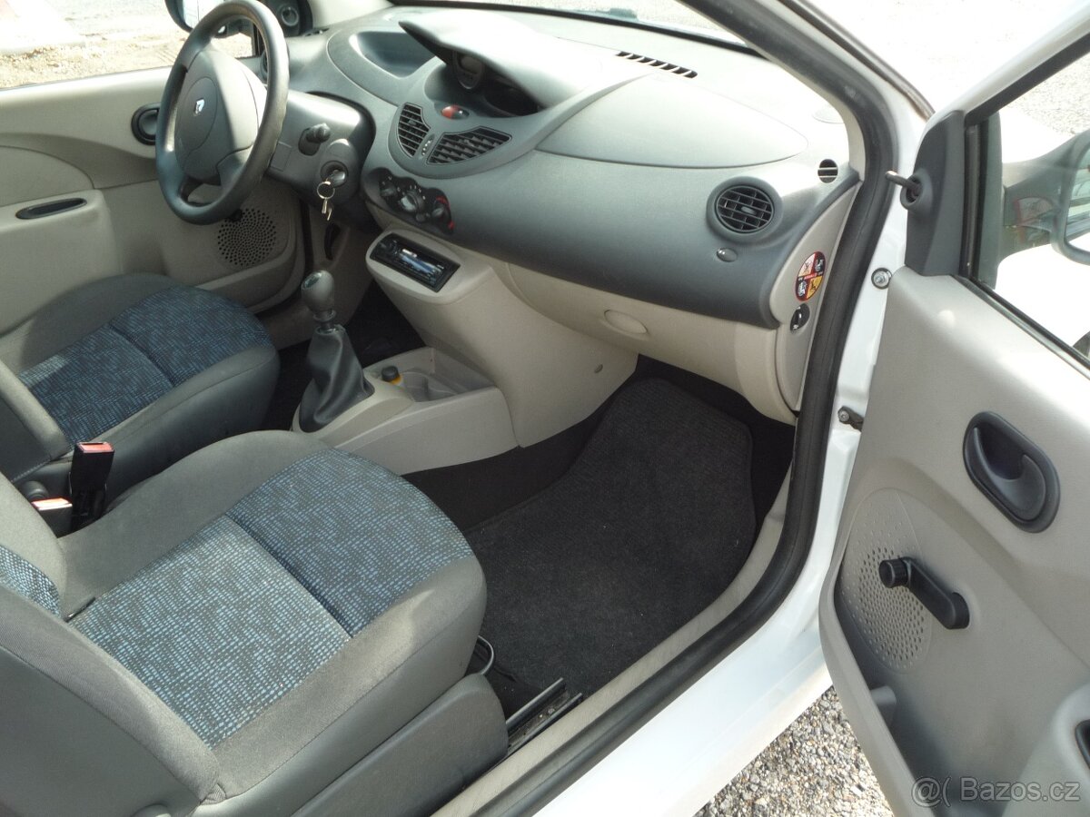 RENAULT TWINGO 1.2 BA 43 KW // STK:9/2026 - 7