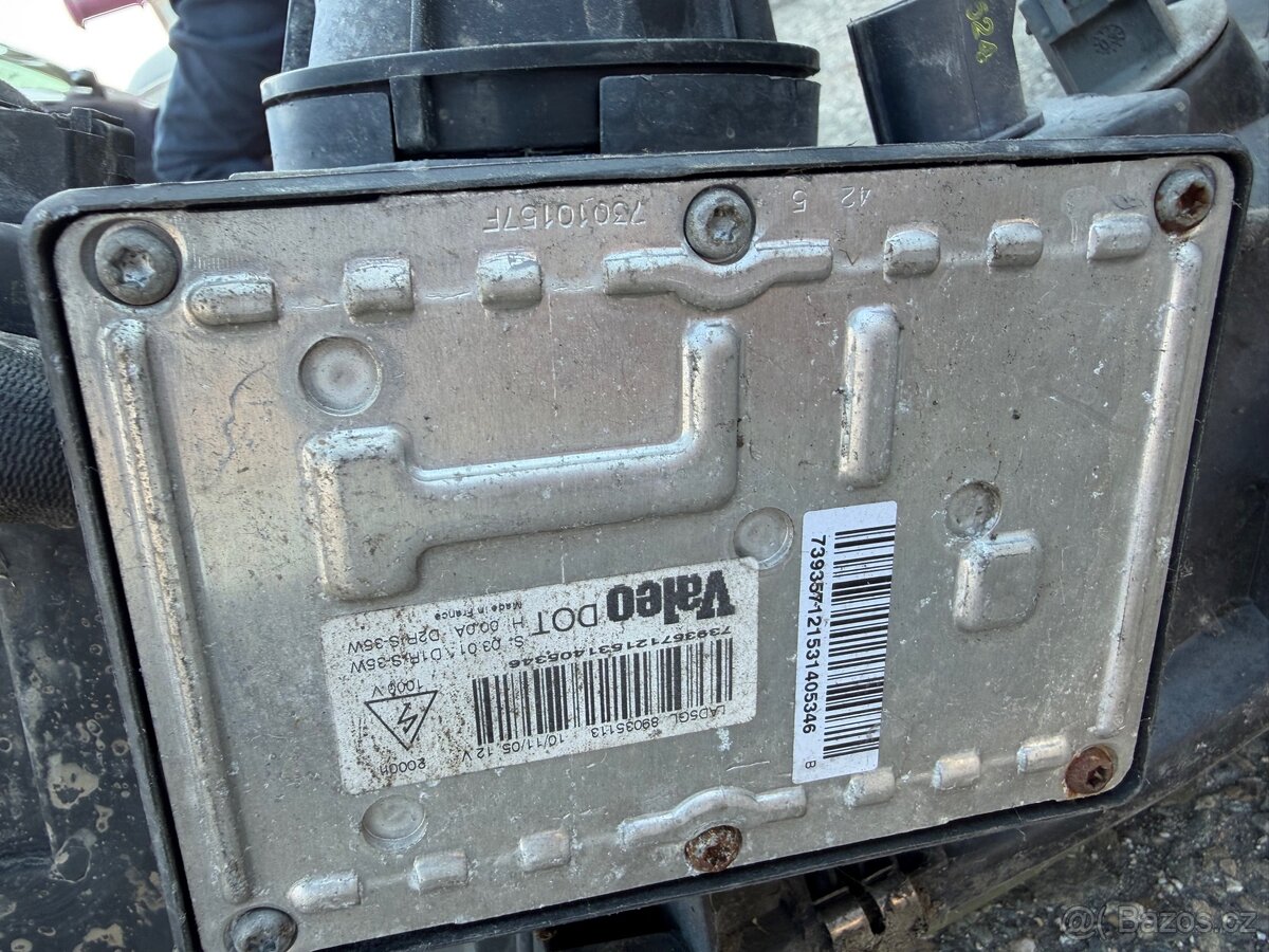 Volvo V70/S60 P2 XENONY - 7