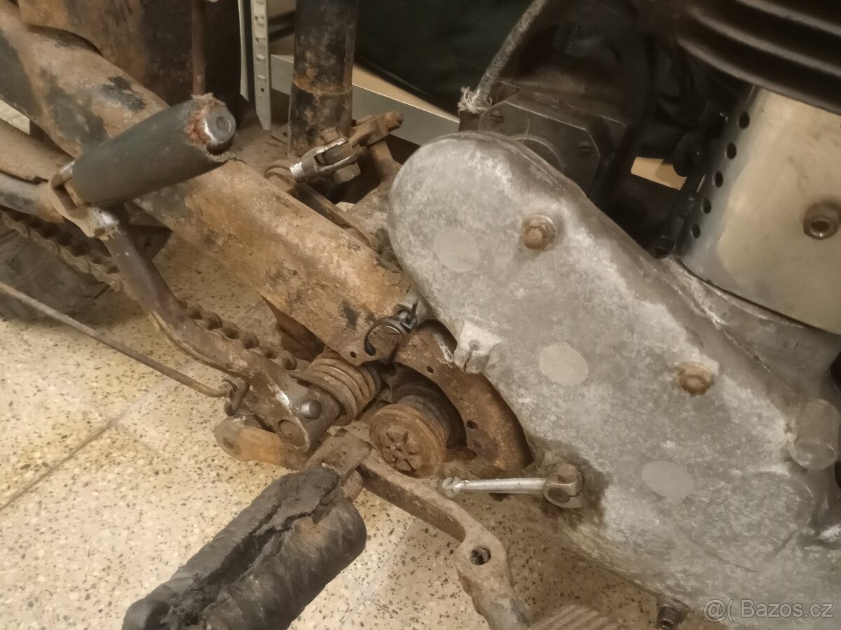 Předválečný motocykl Peugeot P107 350ccm, Doklady - 7