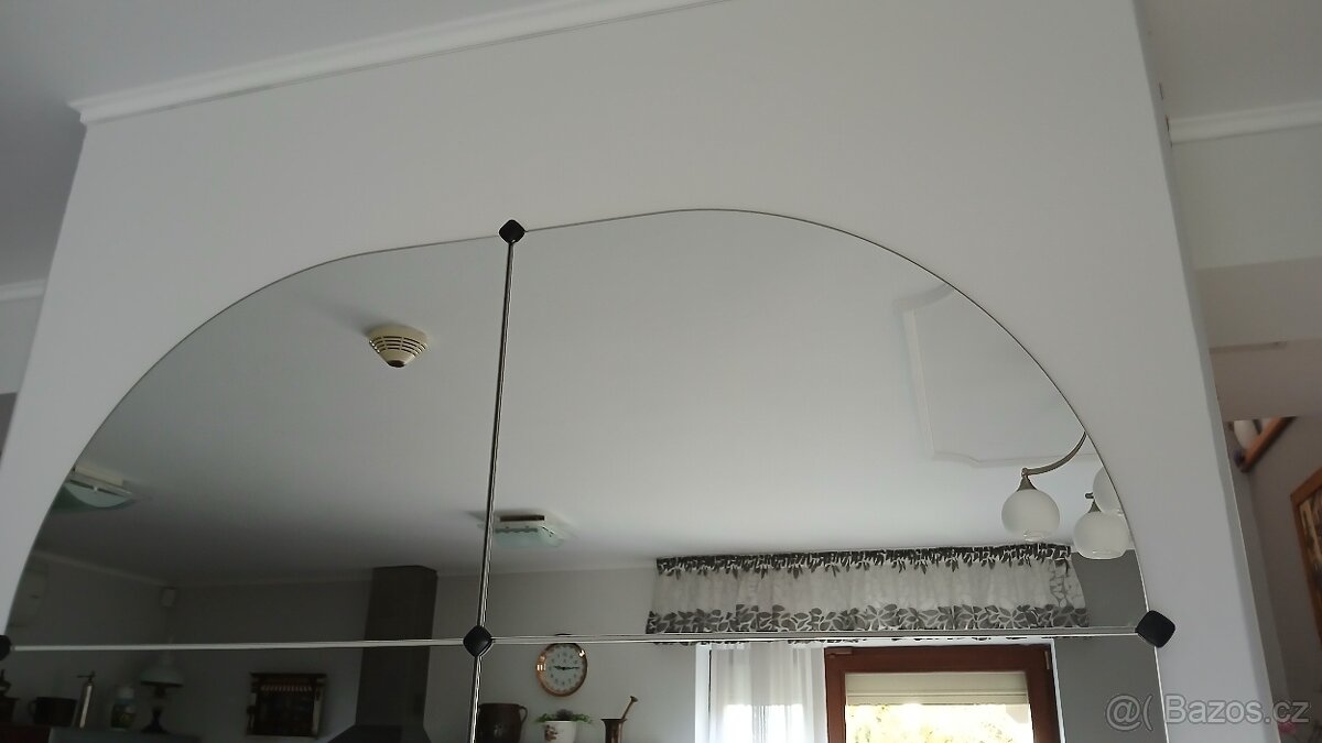 Zrcadlová stěna - 7