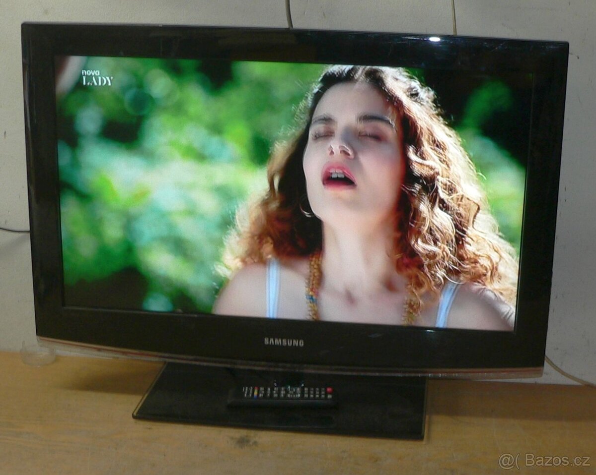 LCD televize 32 palců SAMSUNG, 80 cm nemá DVBT2 - 7