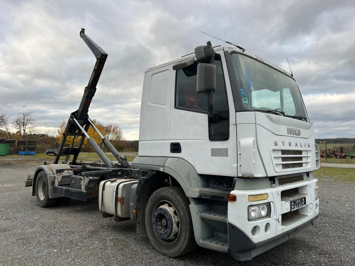 Hákový nosič IVECO AT190S36, r.v. 2004 - 7