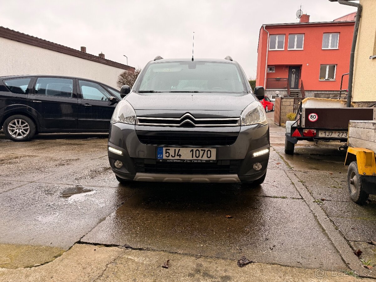 Citroen berlingo 1.6 hdi multispace xtr - 7