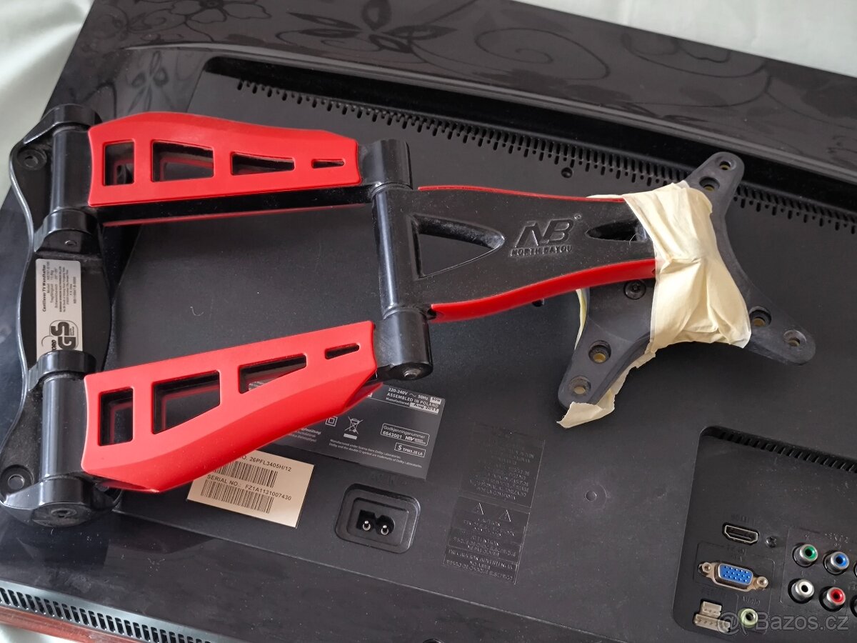 Zánovní LCD TV PHILIPS 26" s držákem na zeď. - 7