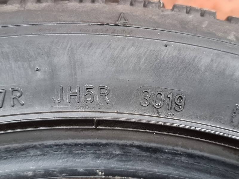 Zimní Dunlop 225/45/17 - 7