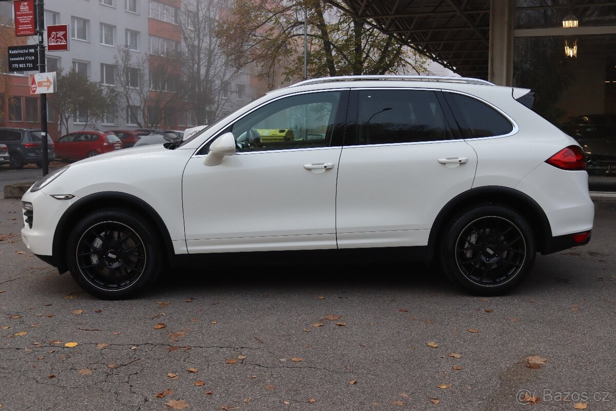 PORSCHE CAYENNE S 4.8 V8 4X4 294kW - 7