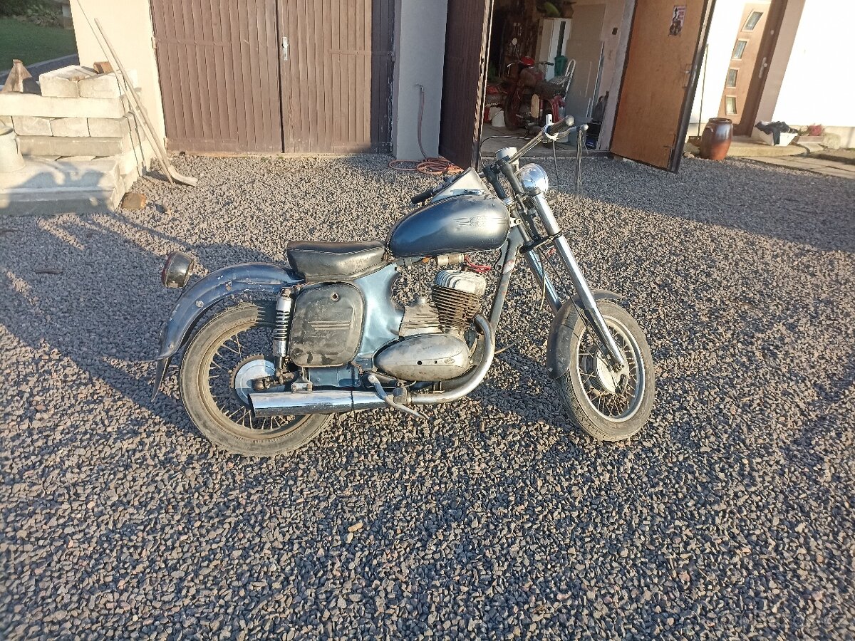Jawa 250 stavba - 7