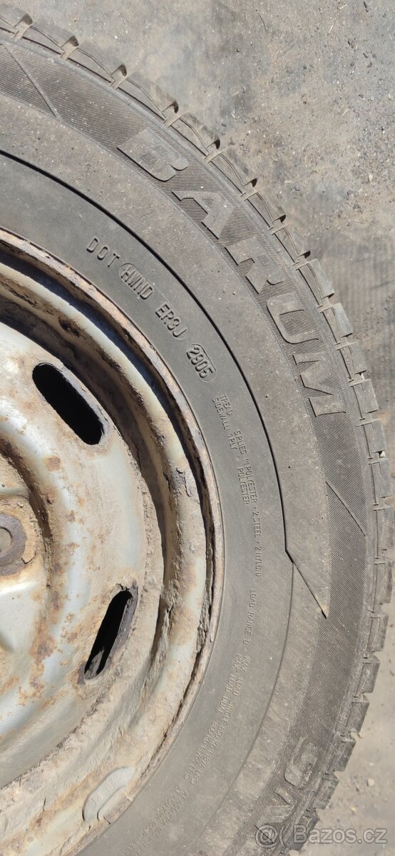 Kia pregio 185/14 C 102 /100 Q M+S - 7