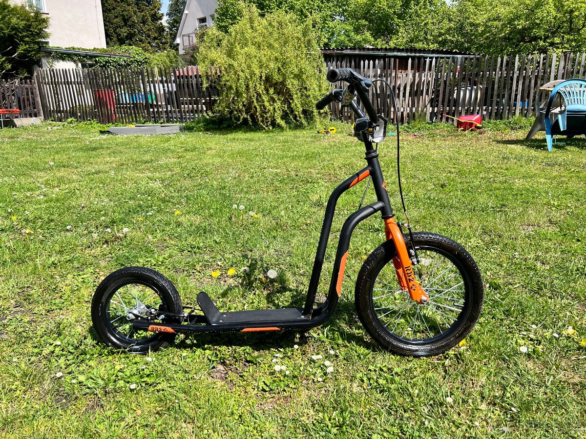 Koloběžka Street Surfing RB2 Python černá - 7
