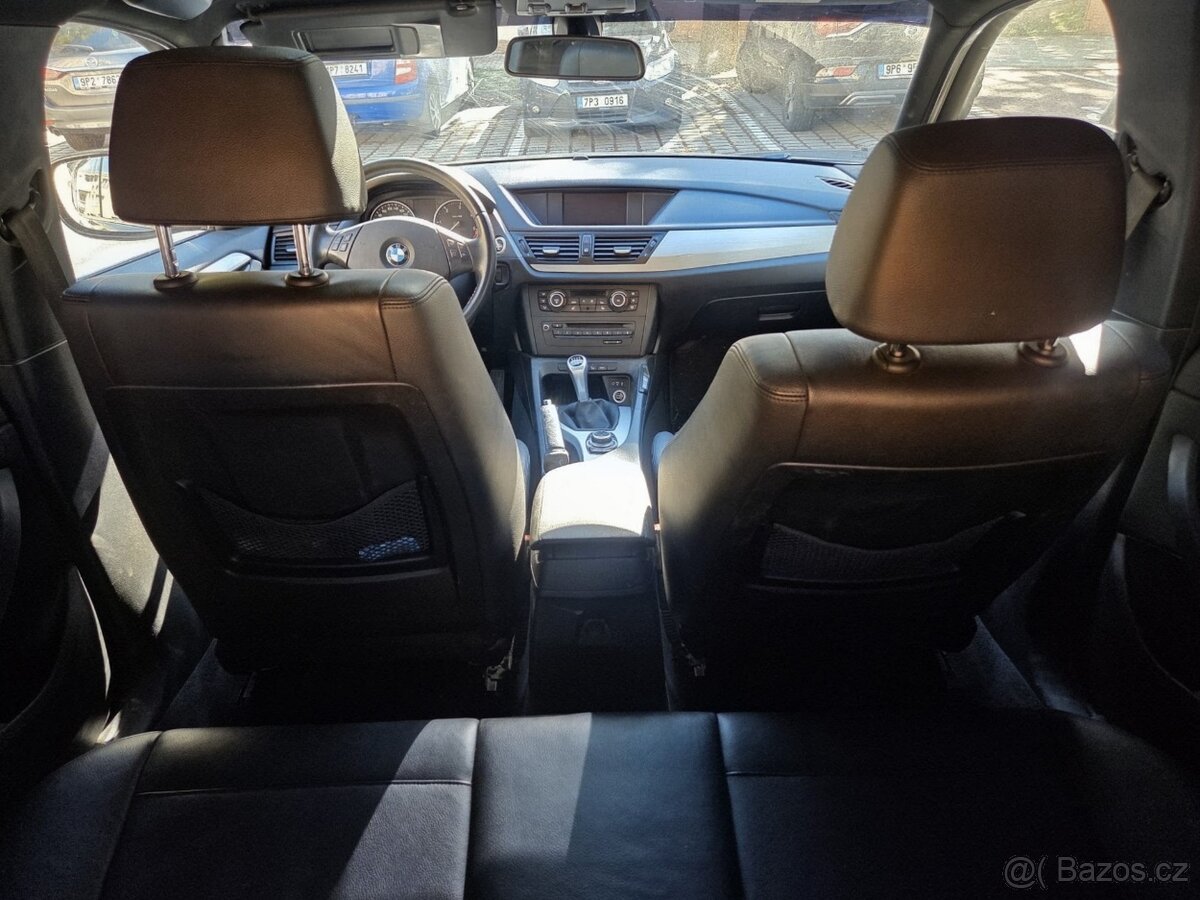BMW X1 150KW xDrive -Servisováno - 7