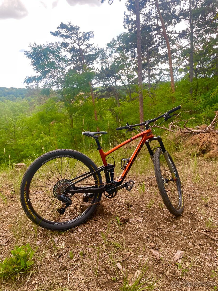 Celoodpružene kolo Giant anthem DA SE DAT NA FOX VIDLICI - 7