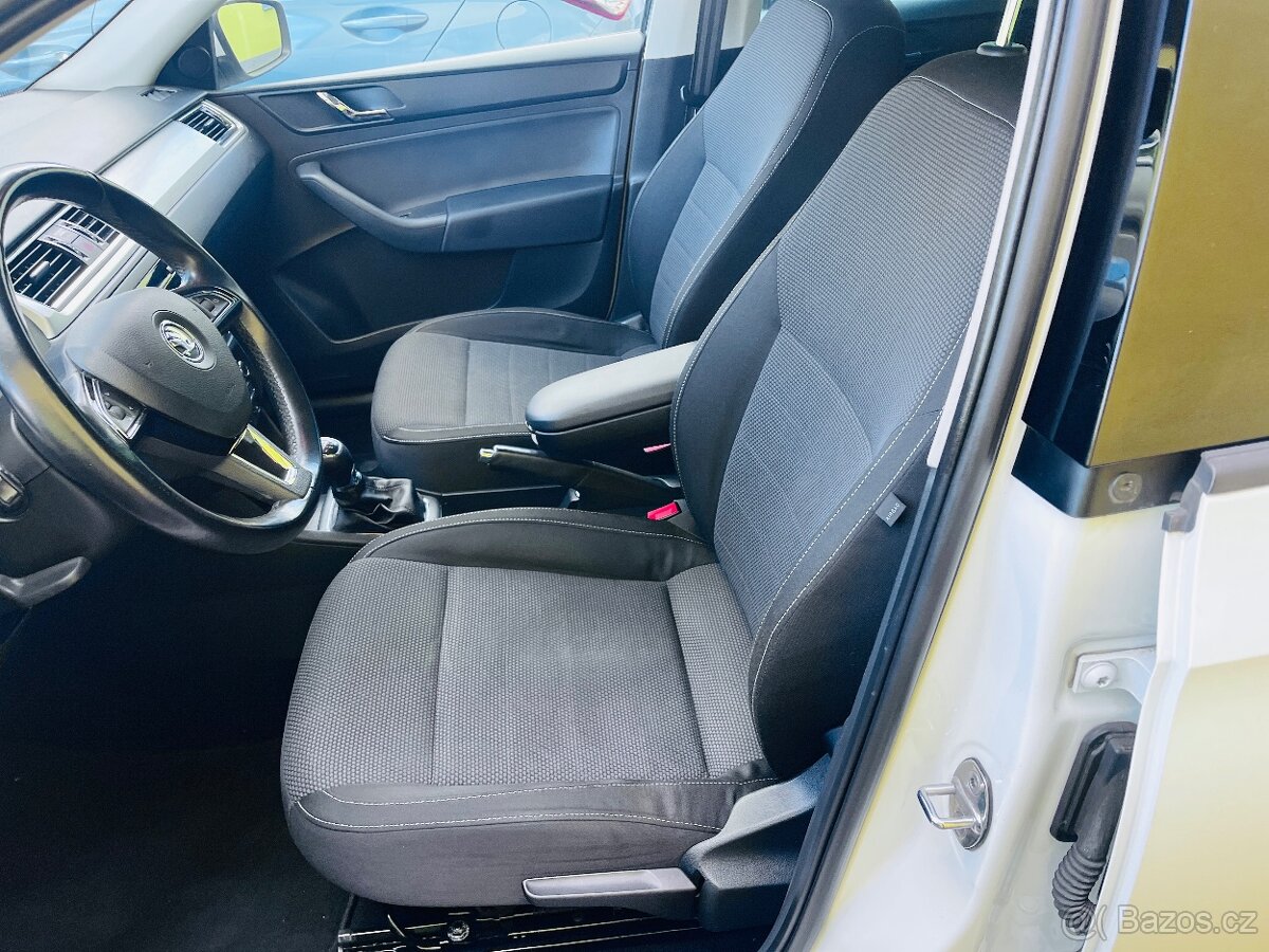 ŠKODA RAPID 1.2 Tsi BENZÍN DIGIKLIMA , ALU KOLA, VYHŘEV SED - 7