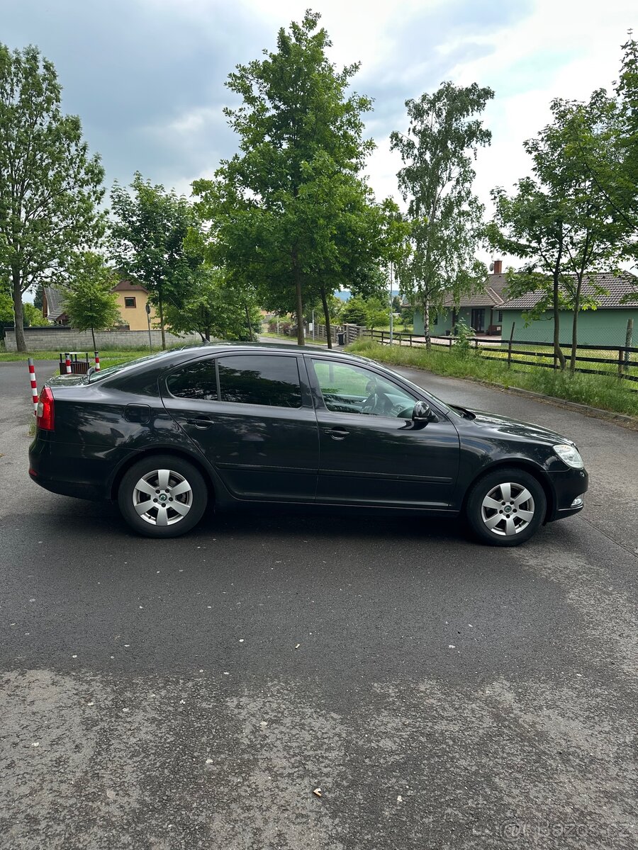 Škoda Octavie 1.6 tdi - 7